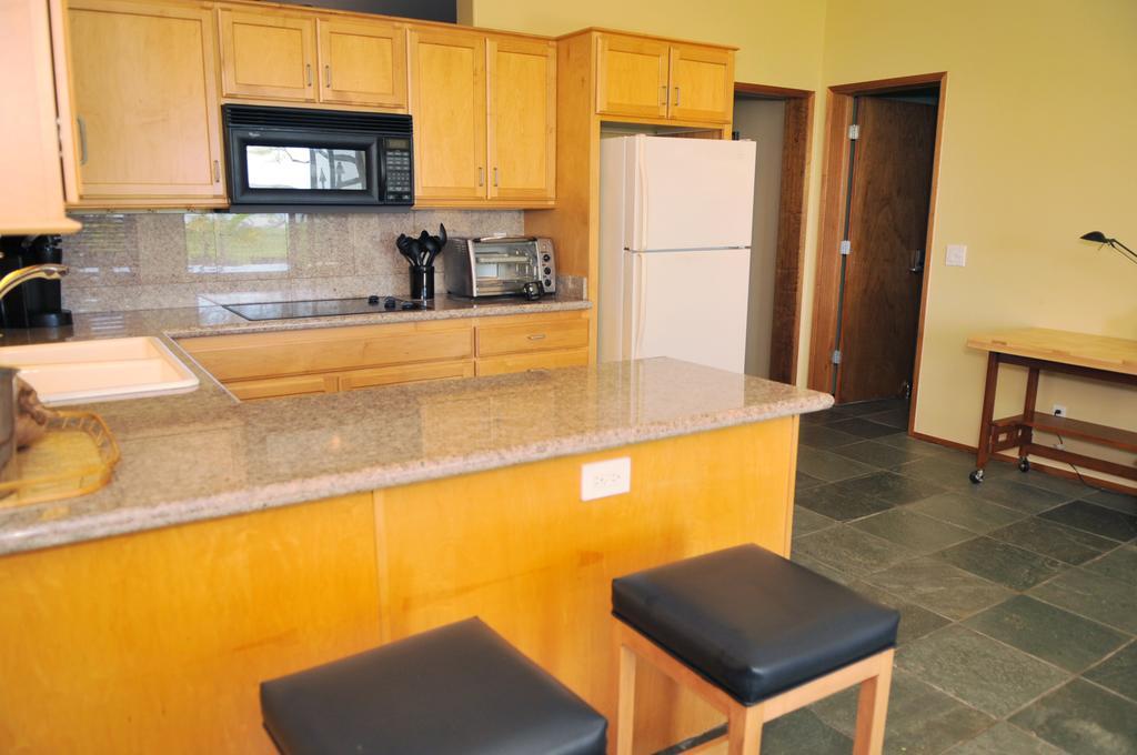 Aloha Aku Inn & Suites Kihei Δωμάτιο φωτογραφία